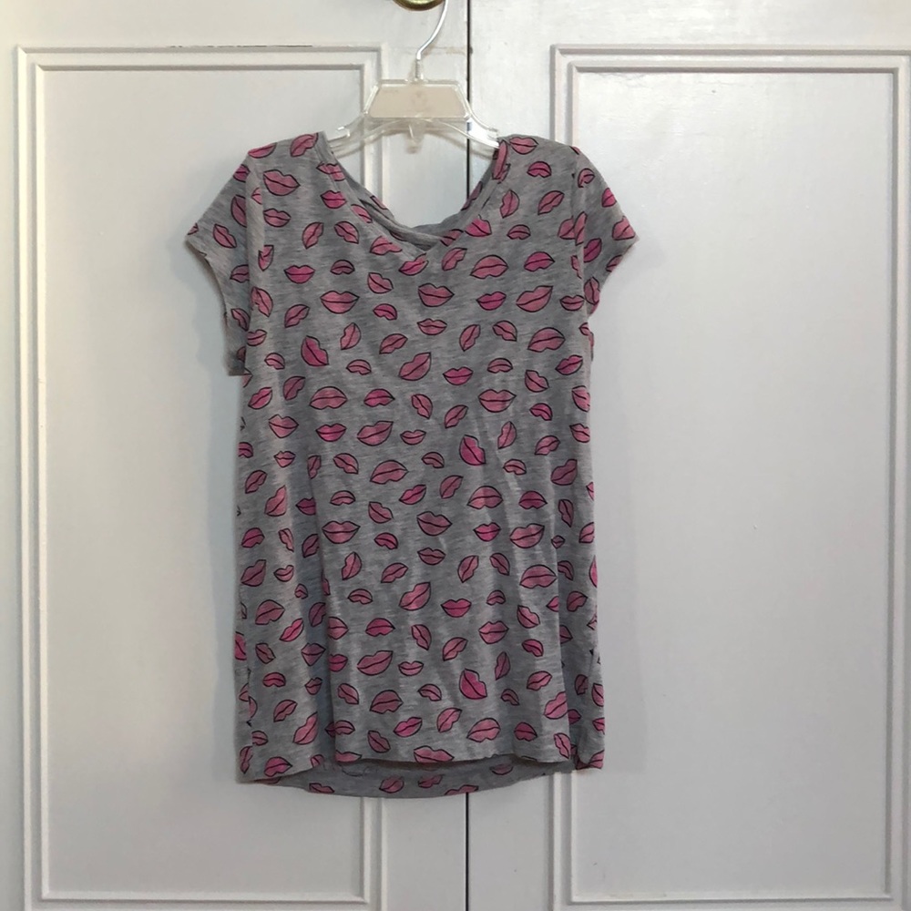 Lips tee shirt